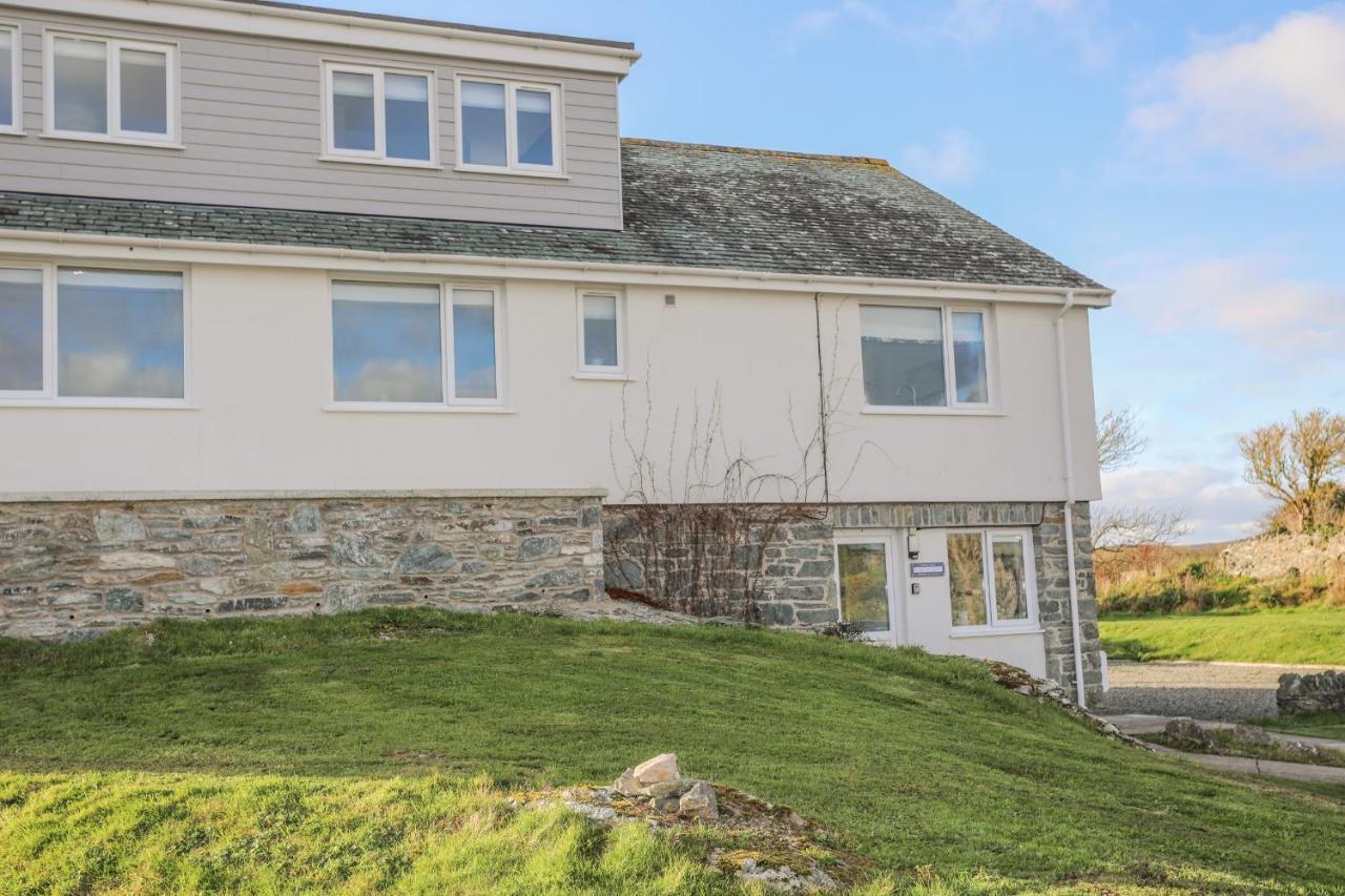 Southcott Apartment Trearddur Exterior photo